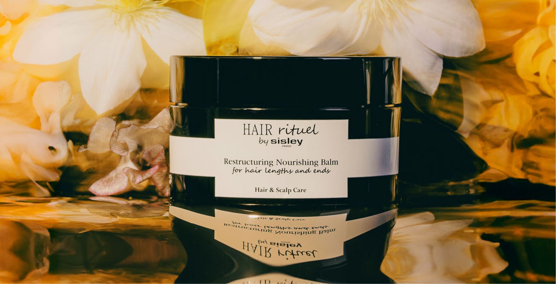 더 인텐스 뉴트리션 헤어 케어 마스크 플로럴 배경